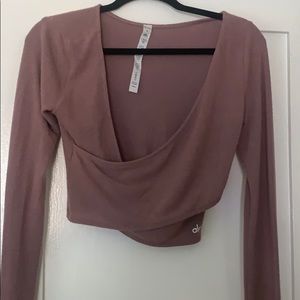 Long sleeve aloe yoga top